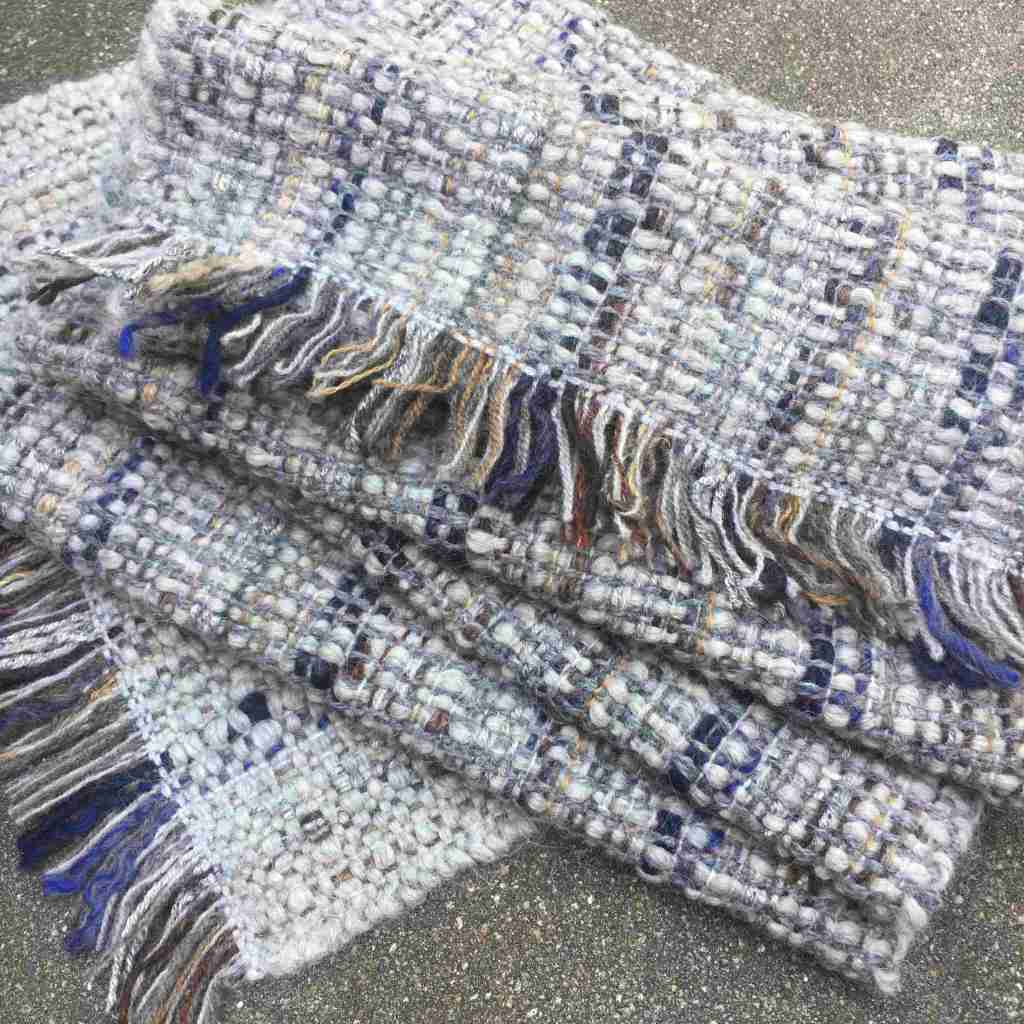 Scarf in alpaca, tweed wool and mixed yarns