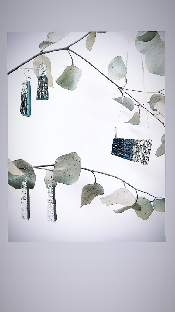 Earrings and pendant