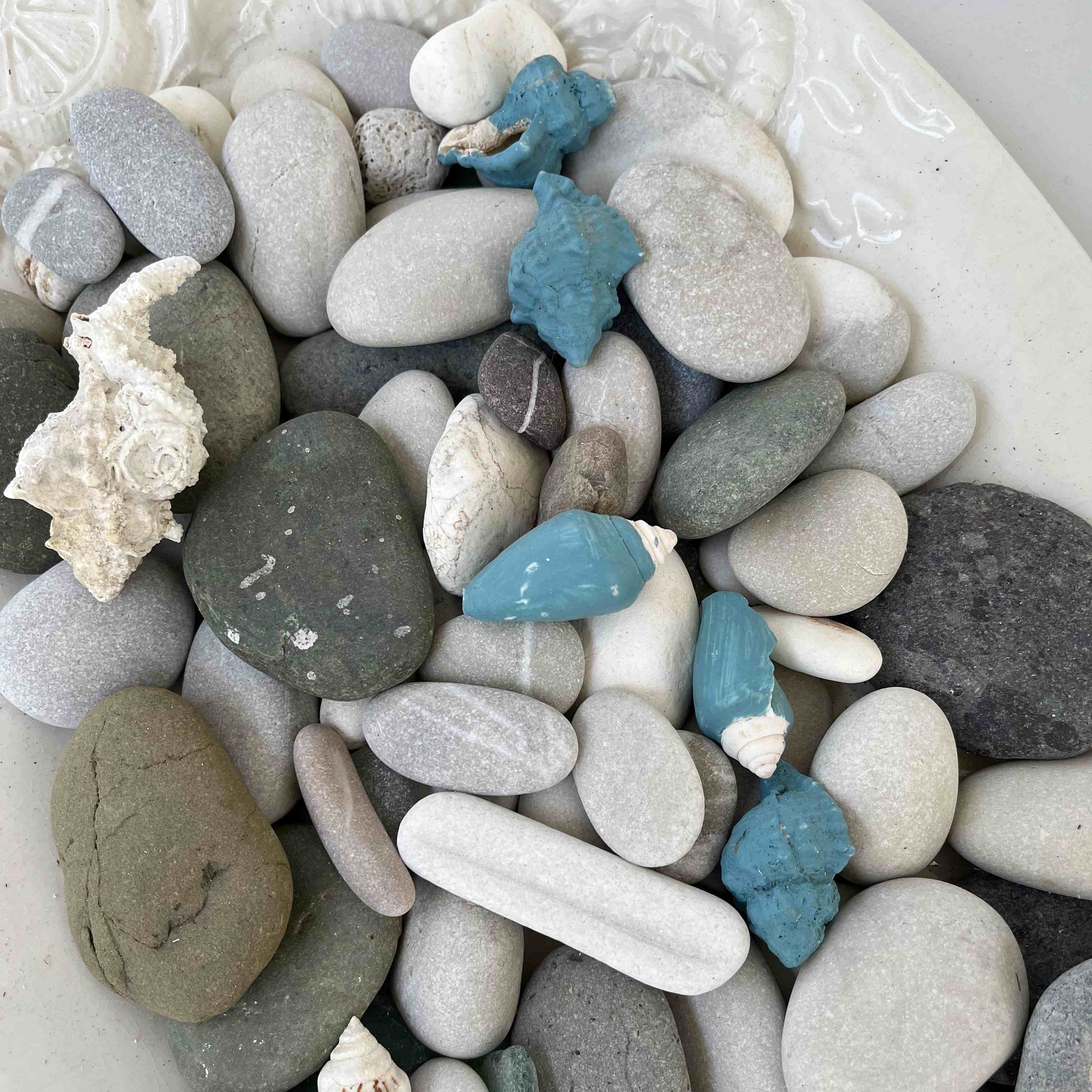 Painted pebbles, Spetses