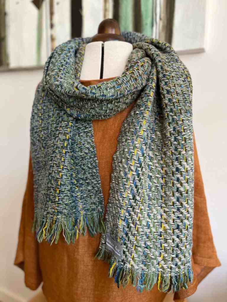 Wool scarf of mannequin