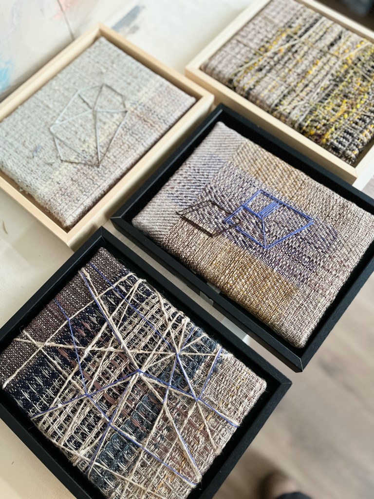 Unique handwoven textiles|handwoven scarves|handwoven interior